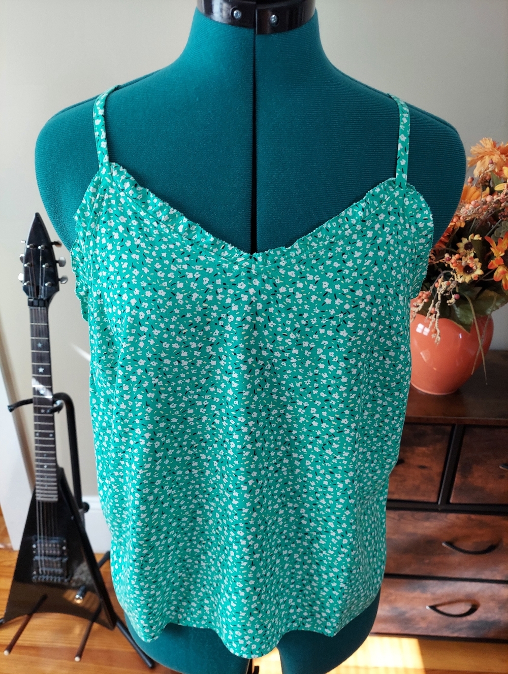🔴3/$15 Old Navy Floral Tank Top